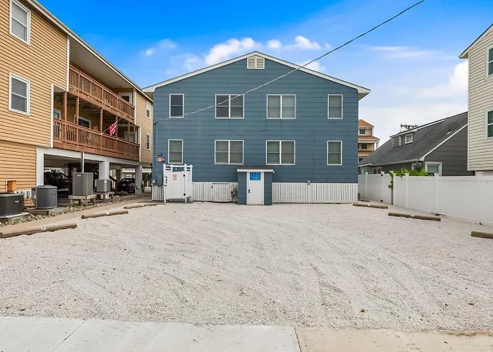 The Barracuda 4 Steps To The Apartment Ocean City